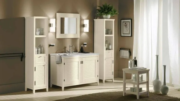 Beyaz Panjur Kapaklı Banyo Takımı – İki Boy Dolap, Tek Lavabo