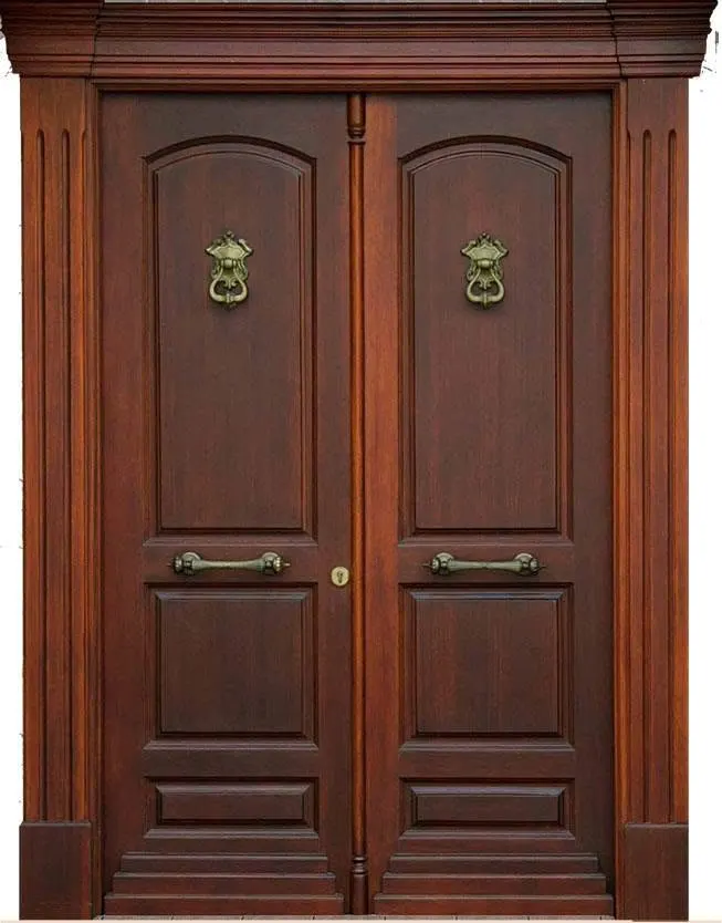 Aslan Tokmaklı Çift Kanat Ahşap Kapı – Kemerli Panel, Saçak