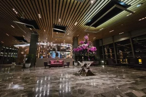 otel-ahsap-dekorasyonu